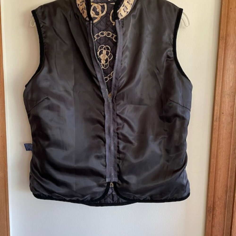 J. MCLAUGHLIN Equestrian Print Silk Quilted Vest Black Medium - Picture 12 of 15